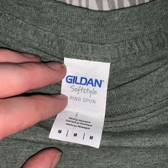 Graphic tee - Picture 2 of 2